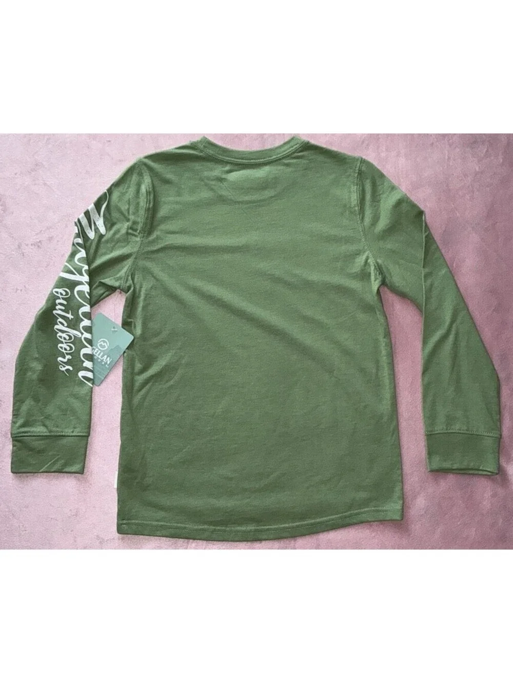 Magellan Outdoors Girls Med 8-10 NWT Long Sleeve Grotto Falls Mistletoe NWT